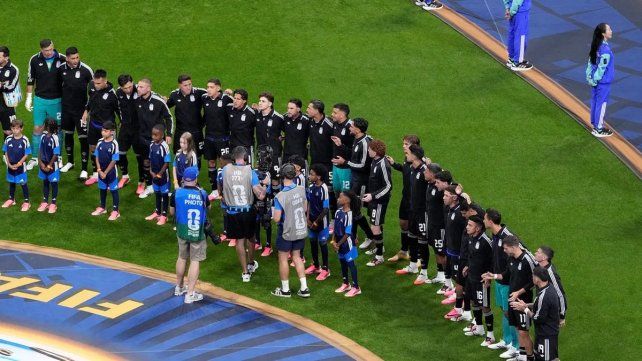 Así sonó el emocionante himno de Argentina en la semifinal ante Inglaterra
