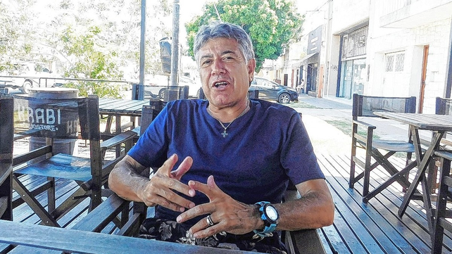 Luis Ramón Abdeneve asumió como director técnico de San Cristóbal de Ángel Gallardo. Luis Ramón Abdeneve asumió como director técnico de San Cristóbal de Ángel Gallardo.