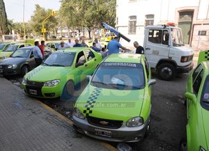 La cooperativa rechaza la idea de volver a ser empleados