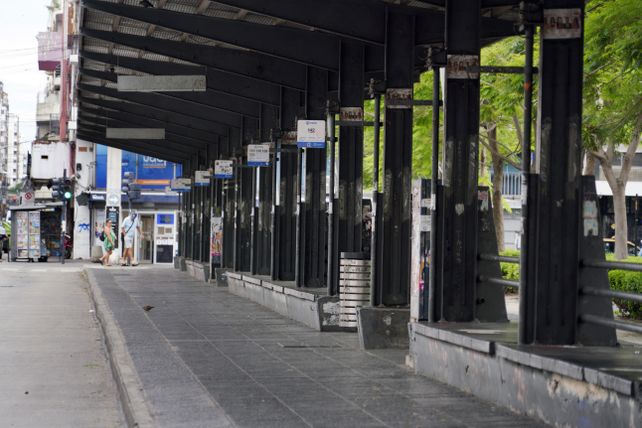 Paradas vacías. La postal que dejará el paro de choferes de la UTA en Rosario