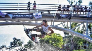 El Wakeboard a pleno.