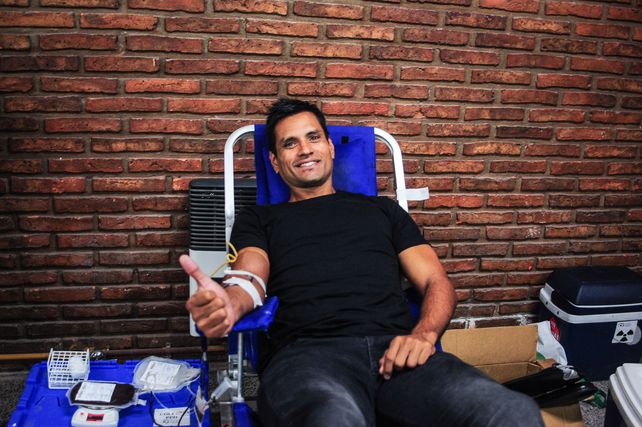 Los jugadores de Patronato donaron sangre / Fotos Diego Arias