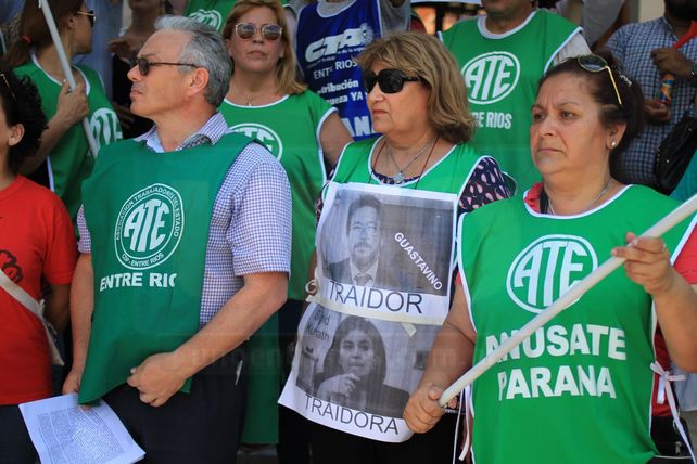ATE y la Multisectorial marcharon y pidieron frenar el brutal ajuste de Macri