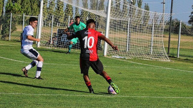 Colón no se moverá del predio 4 de Junio y este sábado recibirá a Independiente por la 8ª fecha del Torneo Proyección.