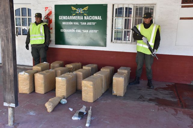 Narcotráfico: secuestraron 464 kilos de cocaína en San Justo, valuados en casi 4 millones de dólares