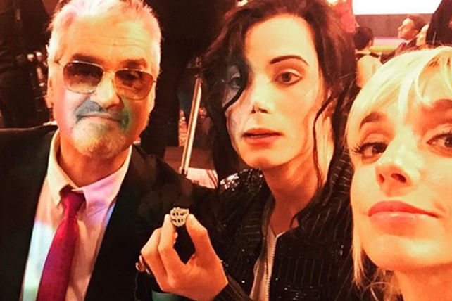 Roberto Pettinato junto a sus hijos Felipe y Tamara