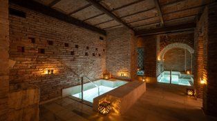 Azur Hotel & Spa, ubicado en la ciudad de Córdoba, fue reconocido con tres premios en los REVE Luxury Awards 2025.