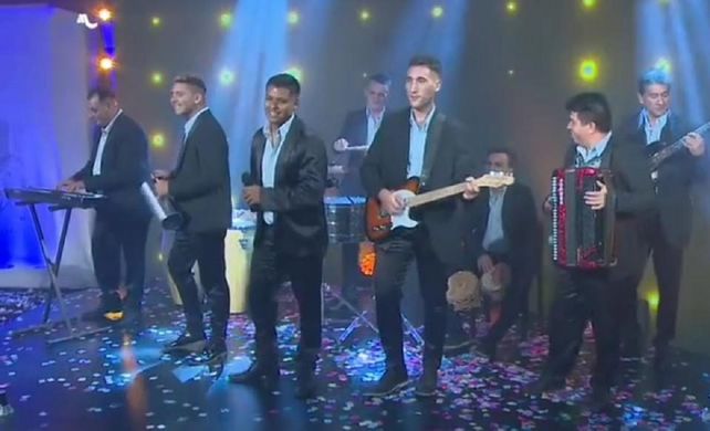 Grupo Alegría llega a Paraná junto a un músico-jugador de la LPF