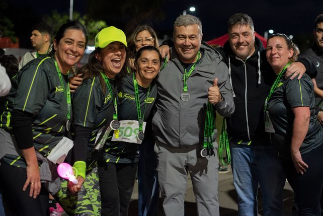 Más de 1.000 deportistas de todas las edades participaron en la primera maratón nocturna de Timbúes