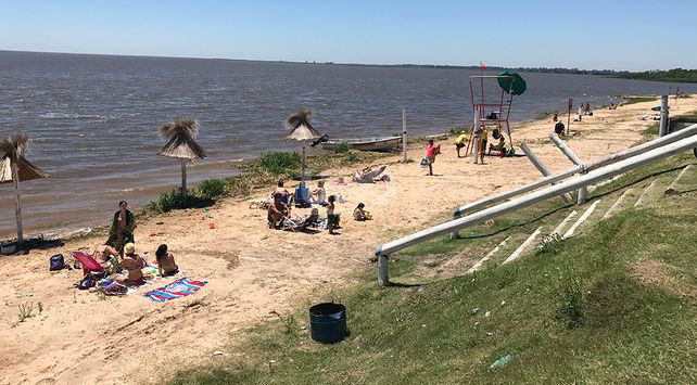 Así lucen las playas y solarium de Santa Fe en el inicio de temporada