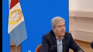 El ministro de Economía habló de una operación financiera “altamente exitosa”.