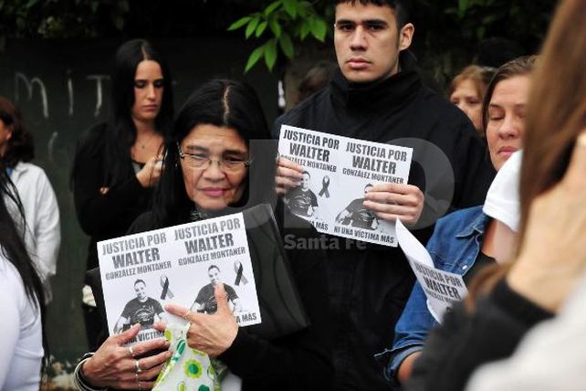 Los vecinos de Santa Fe siguen pidiendo justicia pese al dolor