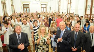El gobernador distinguirá a más de 300 estudiantes