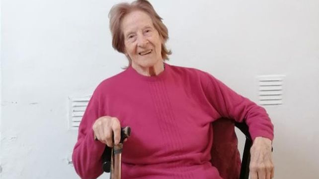 Nani cumplió 101 años y su familia logró que lo festeje rodeada de amor y cariño