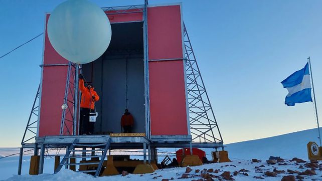 La medida podría afectar el funcionamiento de estaciones meteorológicas y la prestación de servicios esenciales como pronósticos y alertas climáticas