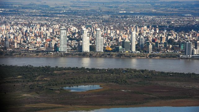 La bajante del Paraná vista desde el aire.