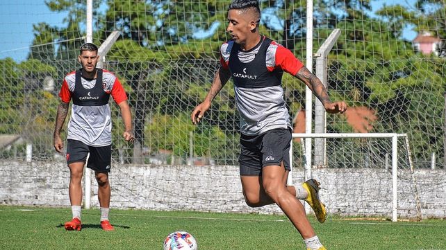 Lucas Barrios disputó 14 encuentros con la camiseta de Patronato.&nbsp;