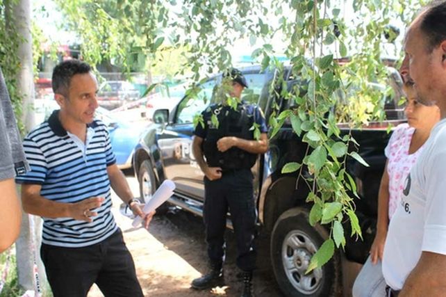 investigación. El fiscal Cassullo se constituyó en la vivienda del siniestro y recogió testimonios preliminares.