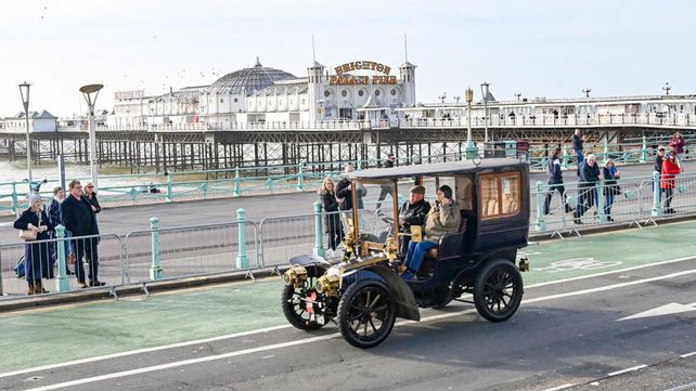 La clásica carrera de los autos más antiguos de Londres