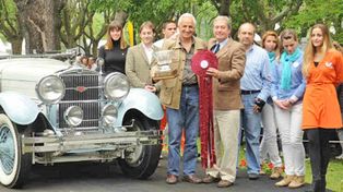 El auto de un rosarino, el mejor en una muestra de clásicos