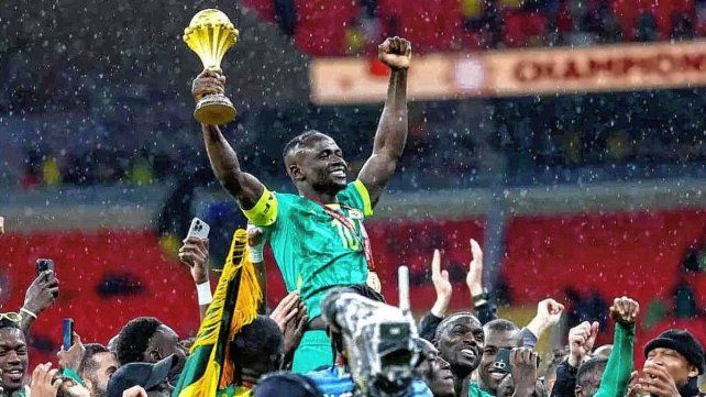 La Confederación Africana le sacó el título a Senegal y decretó que Marruecos sea el campeón de la Copa Africana.