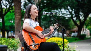 Desde Bovril al mundo: Marlene Herrlein debuta como solista con Ardiente