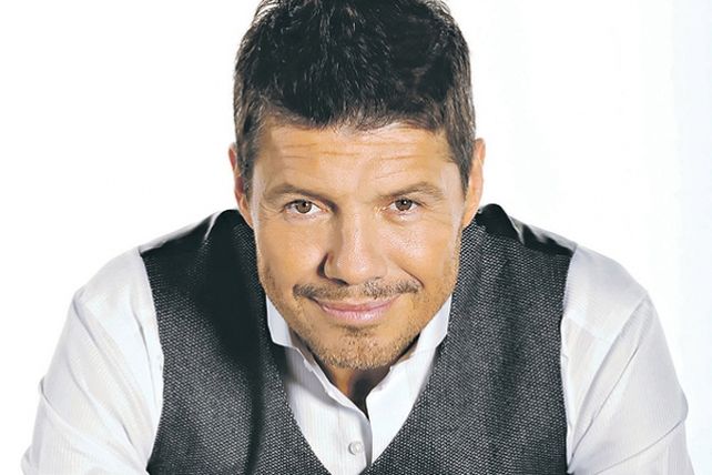 Hallan un cadáver a metros del acceso a un campo del conductor Marcelo Tinelli
