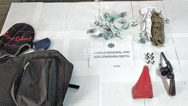 Tenía pedido de captura por amenazas y lo detuvieron con droga y armado