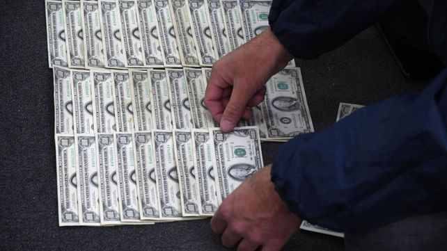 Control. Las agencias de seguridad siguen trabajando en las cuevas y en el sistema financiero.