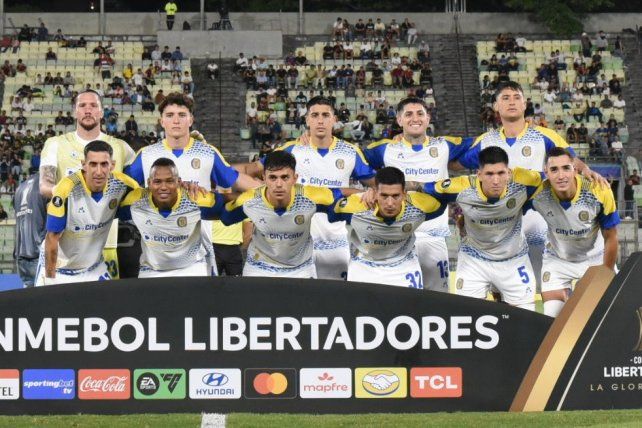 El equipo del Canalla que Jorge Almirón puso desde el arranque frente a Universidad Central.
