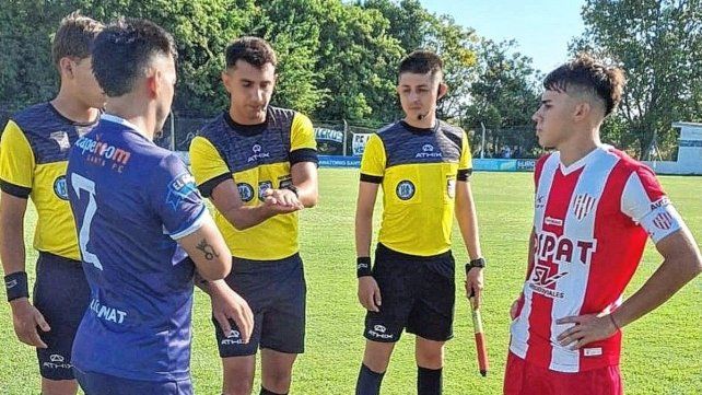 Unión y Gimnasia empataron sin goles en la Copa Túnel Subfluvial. Unión y Gimnasia empataron sin goles en la Copa Túnel Subfluvial.