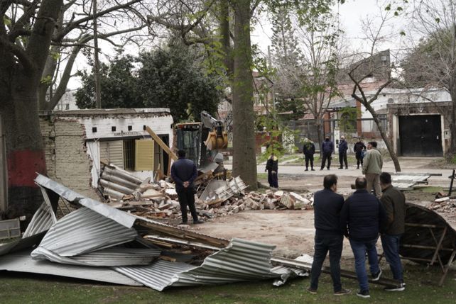 La ex vecinal quedó reducida a escombros.&nbsp;