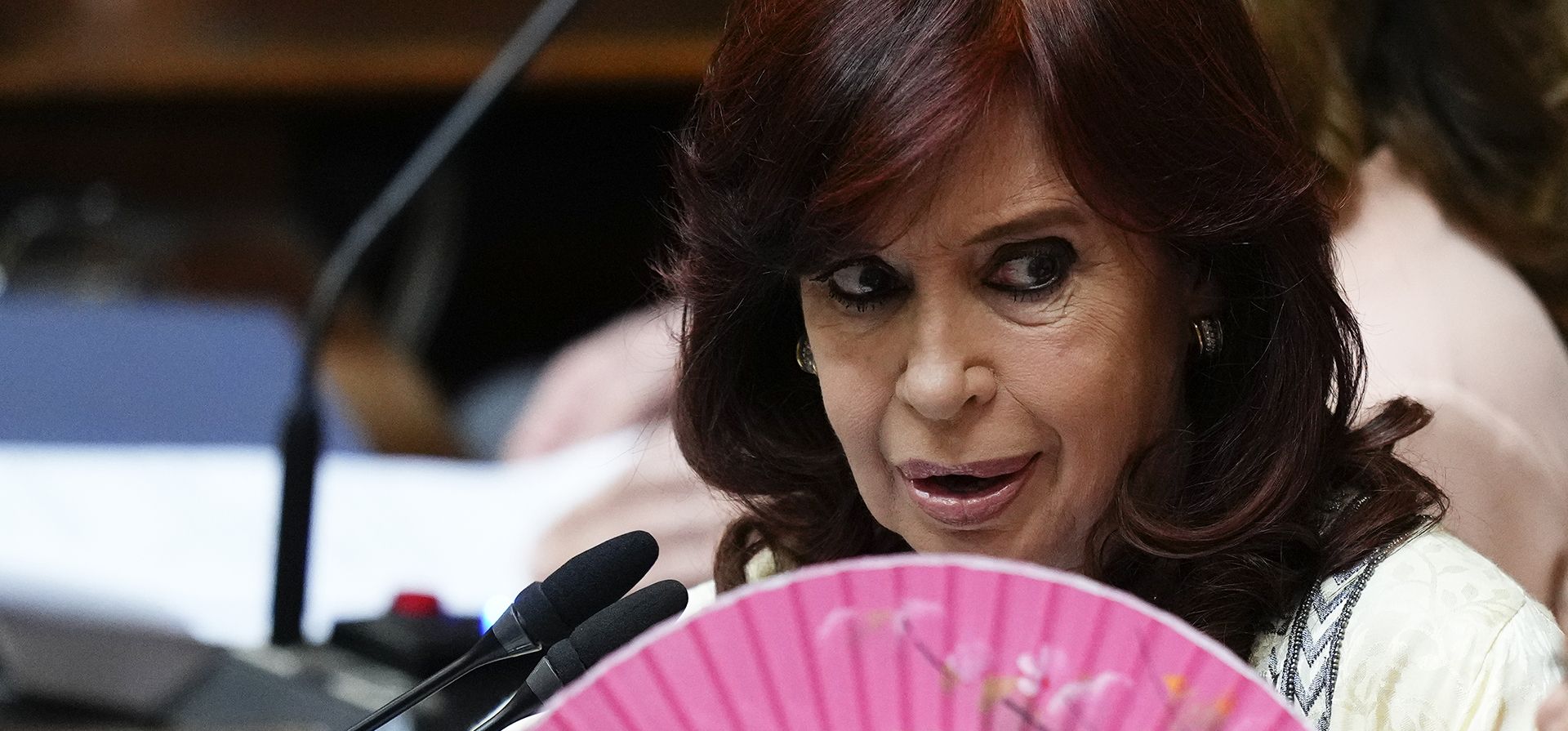 La Cámara Federal de Casación Penal confirmó el 13 de noviembre pasado la condena de seis años de prisión e inhabilitación perpetua para la ex presidenta Cristina Fernández de Kirchner. (Foto:AP) La Cámara Federal de Casación Penal confirmó el 13 de noviembre pasado la condena de seis años de prisión e inhabilitación perpetua para la ex presidenta Cristina Fernández de Kirchner. (Foto:AP)
