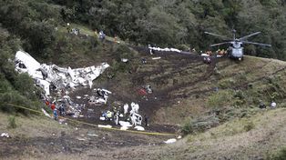 La caída del avión con el plantel del club brasileño Chapecoense dejó 71 muertos