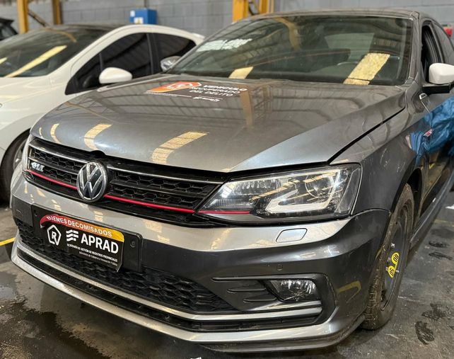 Uno de los autos que se rematarán en la subasta.