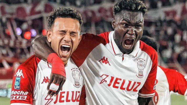 Huracán superó a Sarmiento y se afianza en las primeras posiciones de la Zona B