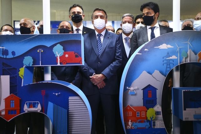 Conmoción: murió por coronavirus el humorista más popular de Brasil