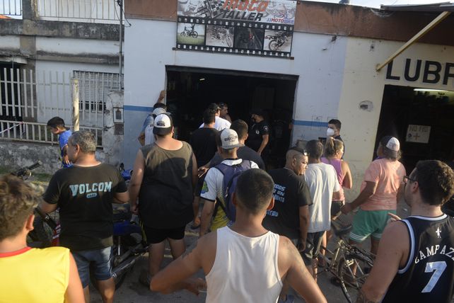 Un joven fue acribillado a balazos en Empalme Graneros en un ataque sicario