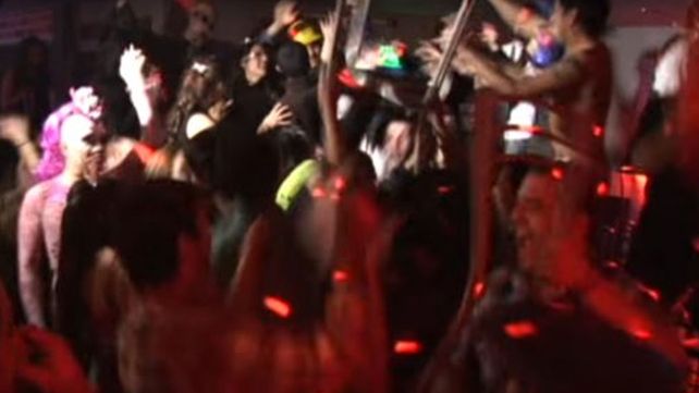 Clausuraron un boliche en Mendoza por escenas de sexo explícito en los shows