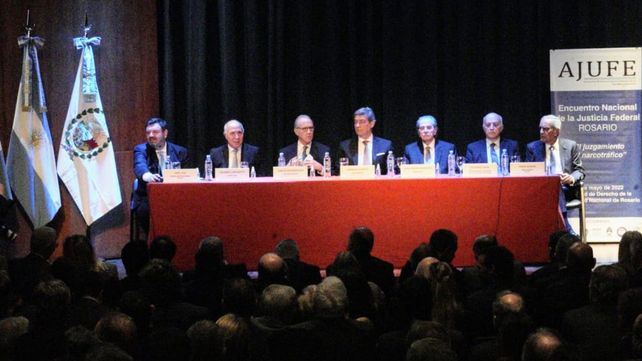 Los integrantes de la Corte Suprema de Justicia y los organizadores del Encuentro Nacional de la Justicia Federal.&nbsp;