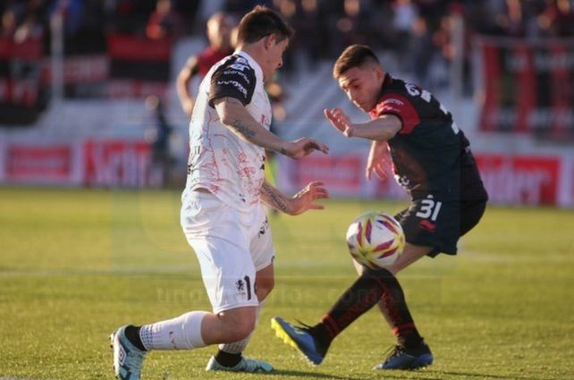 Colón no pudo aprovechar el envión copero y empató sin goles en Paraná