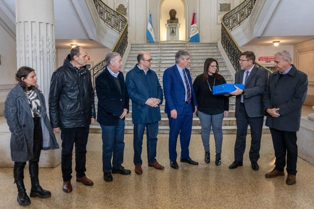 Integrantes de la comisión especial entregaron al Ejecutivo su informe sobre el sistema previsional de Santa Fe.