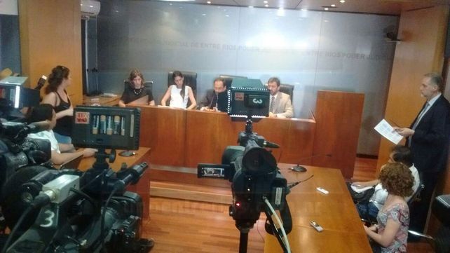 El procurador García dijo que la Justicia entrerriana trabaja para evitar los femicidios
