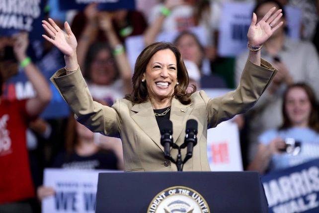 Cómo logró Kamala Harris dar vuelta las encuestas y descolocar al equipo de Trump