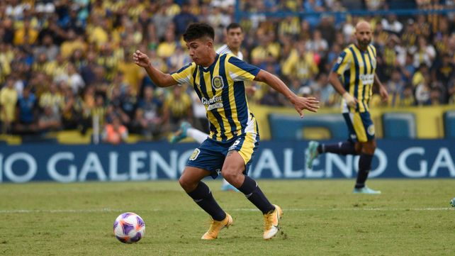 Kevin Ortiz cumplió la fecha de suspensión y está para volver. Para Russo es titular indiscutido.
