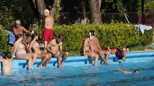 A las piletas del Parque Alem concurrieron en el primer mes de este año 42.000 personas. En enero de 2023 se habían producido 38.000 ingresos