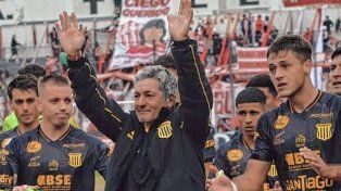 Mitre venció a Talleres de Remedios de Escalada, en lo que fue la despedida de Mario Sciacqua como DT del equipo santiagueño.