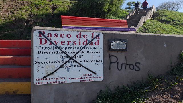 Paraná: vandalizaron el Paseo de la Diversidad