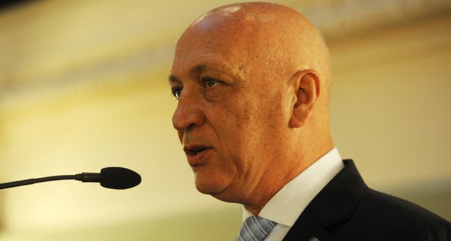 Bonfatti pedirá reunirse con Cristina