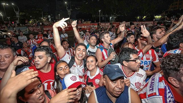 Los hinchas de Unión, dueños de la escena en Río de Janeiro